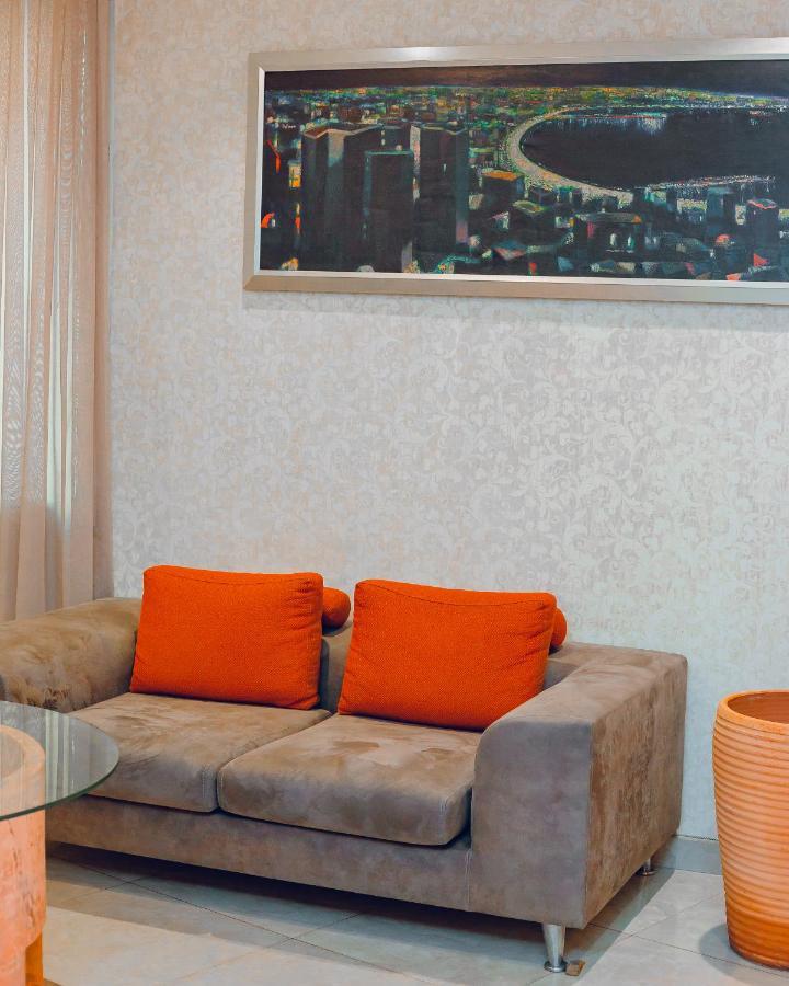 The Center Hotel Baku Exterior photo