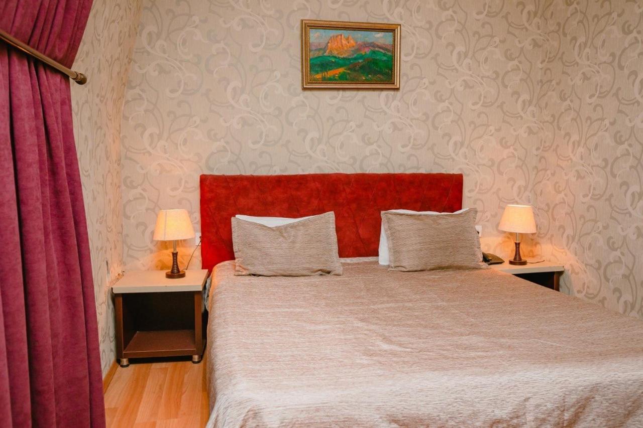 The Center Hotel Baku Exterior photo